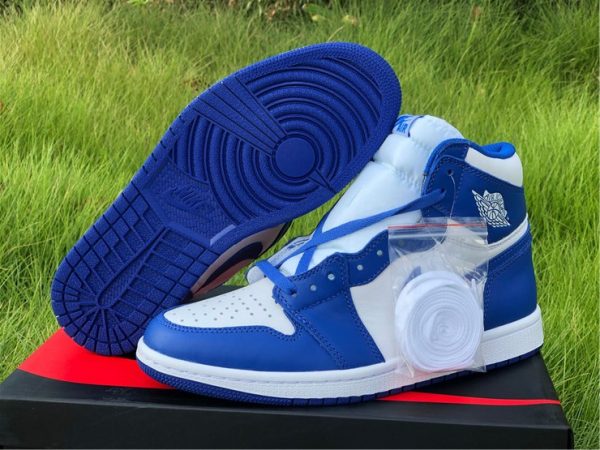 Jordan 1 Retro High OG Storm Blue Kentucky toe