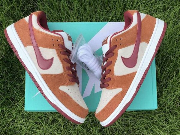 Nike Dunk Low Pro SB Dark Russet brown