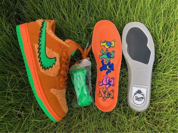 Orange Bear Grateful Dead Dunks details