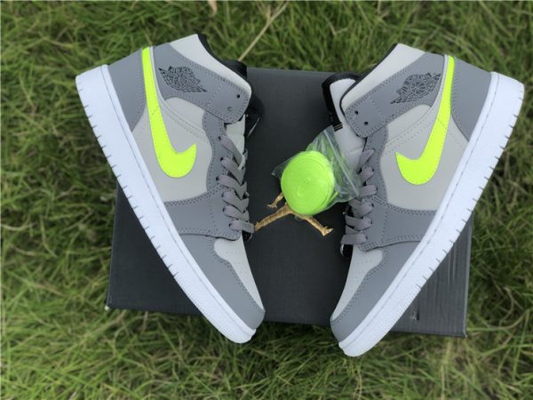 Air Jordan 1 Mid Gunsmoke Grey Volt panel