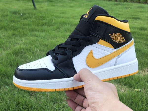 Air Jordan 1 Mid Laser Orange Black Toe On-hand