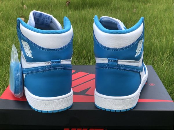 Air Jordan 1 Retro UNC Blue White heel