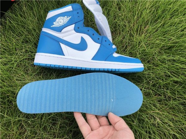 Air Jordan 1 Retro UNC Blue White insole