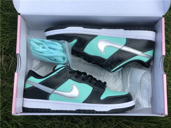 Diamond Supply Co. x Dunk Low Pro SB IN BOX