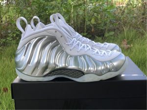 Nike Air Foamposite One Chrome White