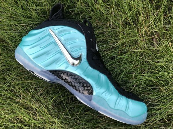 Nike Air Foamposite Pro Island Green lateral side