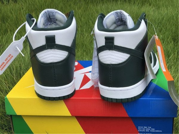 Nike Dunk High Pro Green heel
