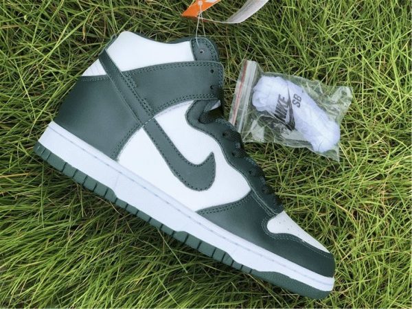 Nike Dunk High Pro Green lateral