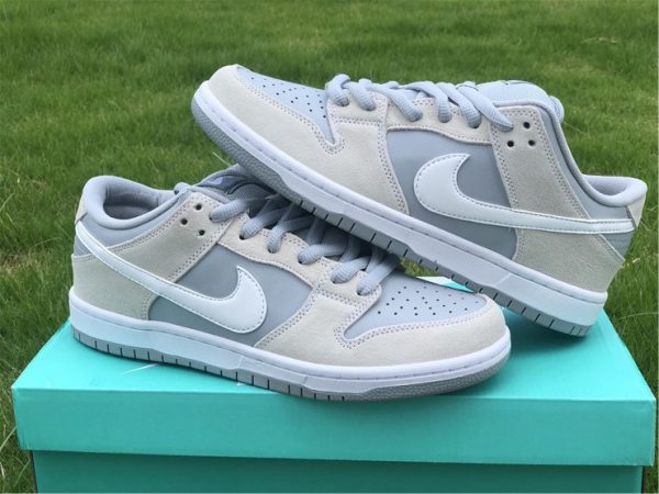 Nike Dunk Low SB Summit White