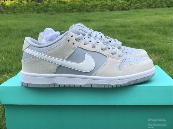 Nike Dunk Low SB Summit White