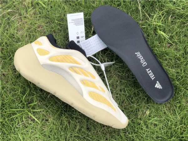 adidas Yeezy 700 V3 Srphym White Yellow Insole