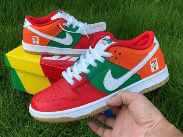 7-Eleven X Nike SB Dunk Low red