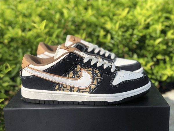 Dior Travis Scott x Dunk Low SB Cactus Jack