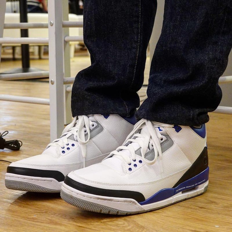 Fragment Design x Air Jordan 3 Royal Blue on feet