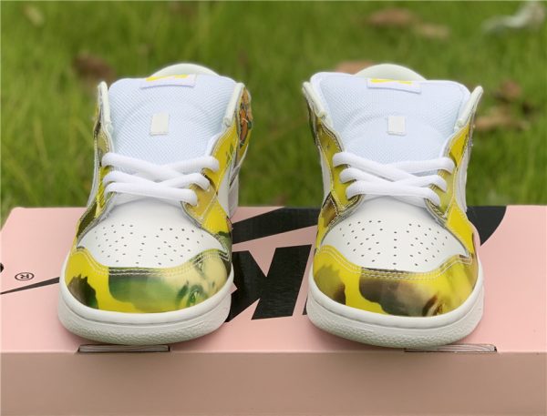 Nike Dunk Low Pro SB De La Soul mudguard