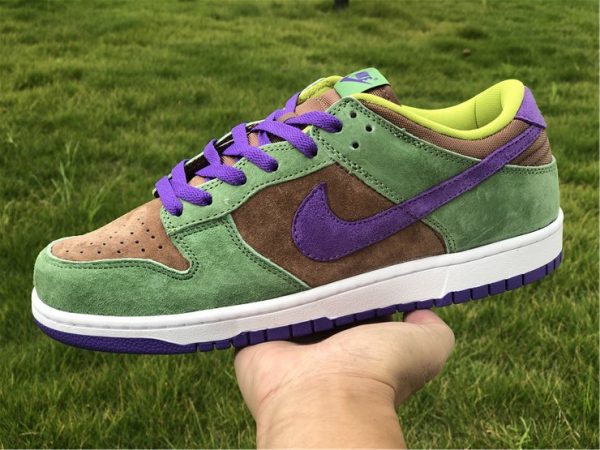 Nike Dunk Low Veneer on hand