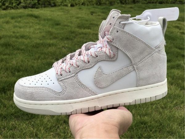 Nike Dunks SB High White Wolf Grey on hand