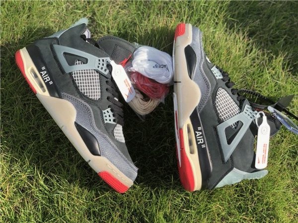 Off-White x Air Jordan 4 Bred shoelaces