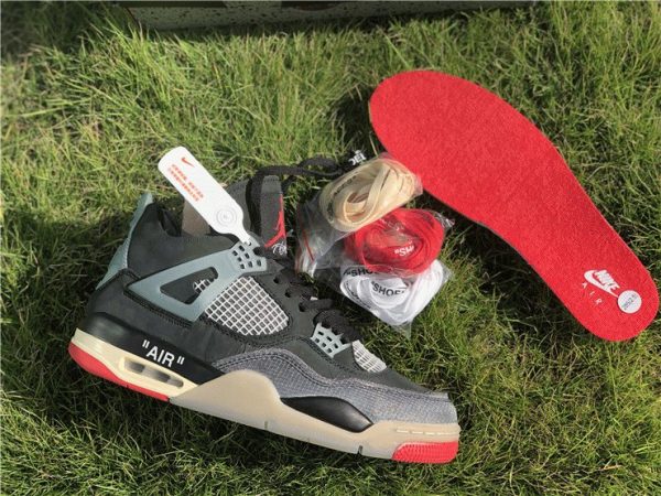 Off-White x Air Jordan 4 Bred sneaker