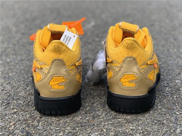 Rubber Dunk x Off-White University Gold heel