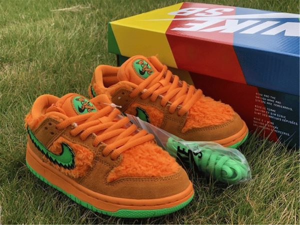 2020 Kids SB Dunk Low Grateful Dead Bears Orange