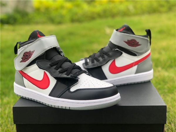 Air Jordan 1 Hi FlyEase wings