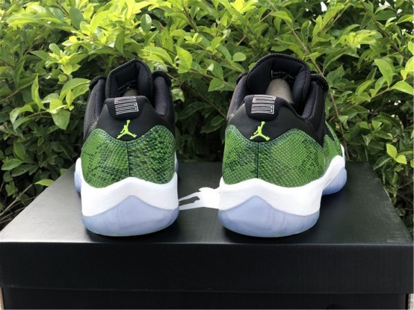 Air Jordan 11 Retro Low Green Snake heel