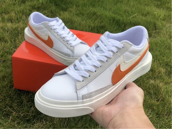 Blazer Low Sacai White Grey Orange on hand