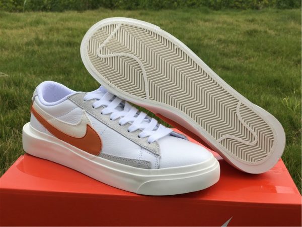 Blazer Low Sacai White Grey Orange sole