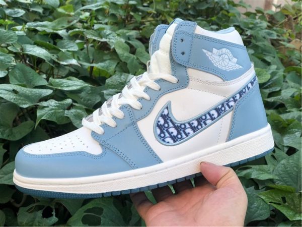 Dior x Air Jordan 1 University Blue all prin logo