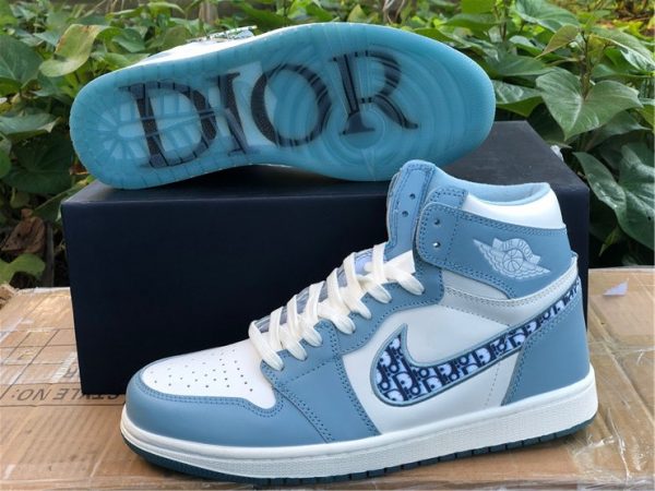 Dior x Air Jordan 1 University Blue logo