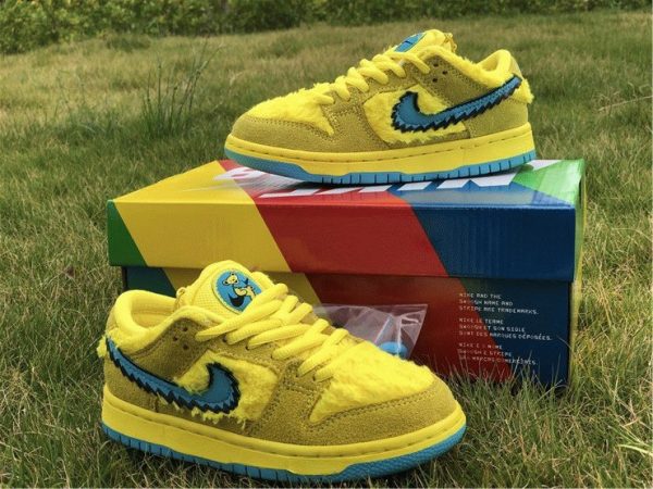 Grateful Dead SB Dunk Low Yellow Bear for sale