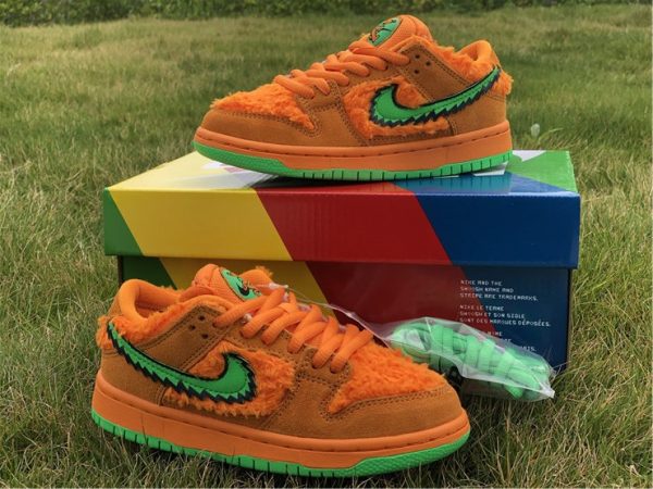 Kids SB Dunk Low Grateful Dead Bears Orange Xmas