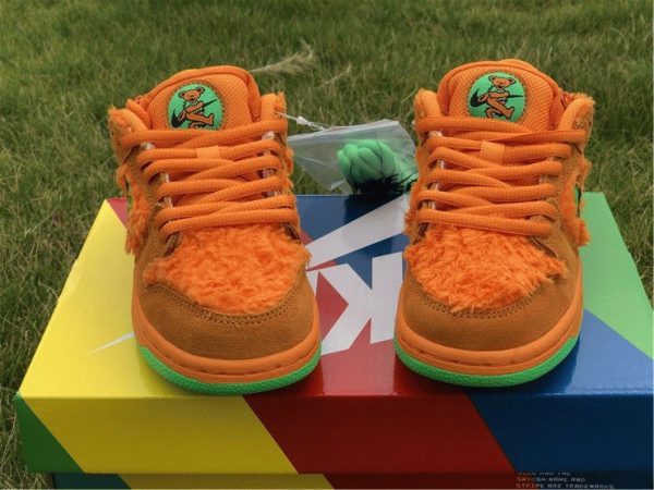 Kids SB Dunk Low Grateful Dead Bears Orange tongue