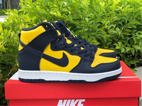 Nike Dunk High SP Michigan Black Varsity Maize