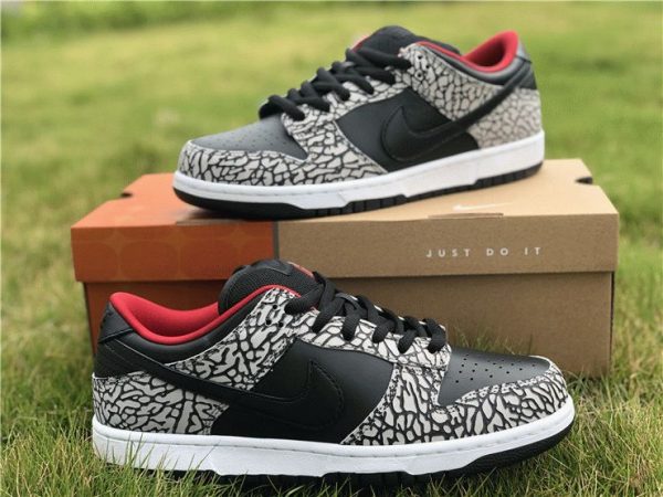 Nike Dunk SB Low Supreme Black Cement shoes