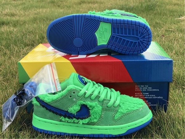 SB Dunk Low Grateful Dead Green Bear for kids