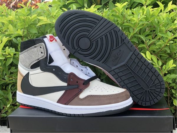 Travis Scott Jordan 1 Retro High Brown Khaki bottom