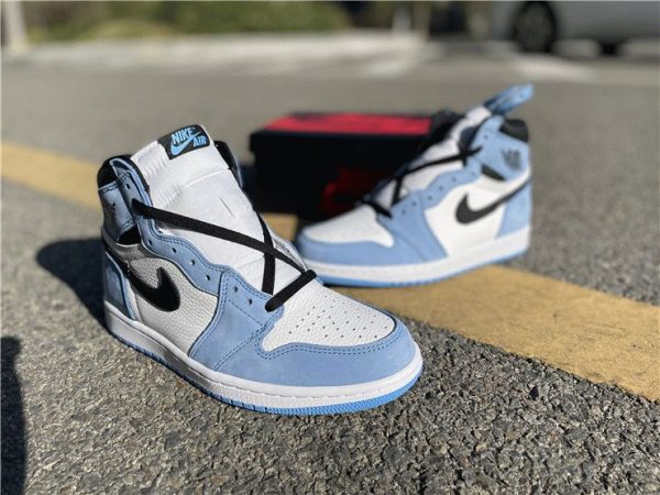 Air Jordan 1 High OG University Blue 2021