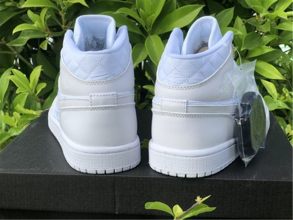Air Jordan 1 Mid Quilted White heel