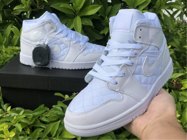 Air Jordan 1 Mid Quilted White shoes