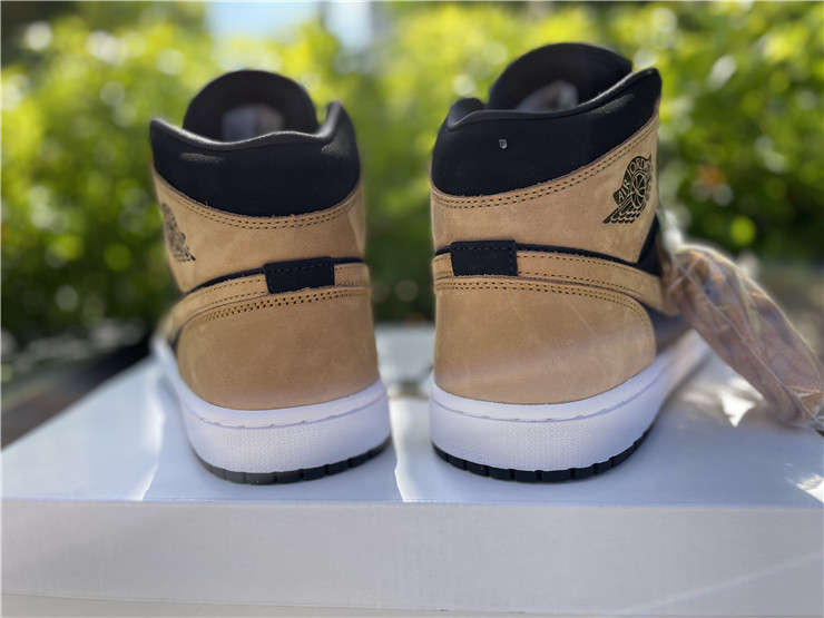 Air Jordan 1 Mid SE Wheat Desert Ochre heel