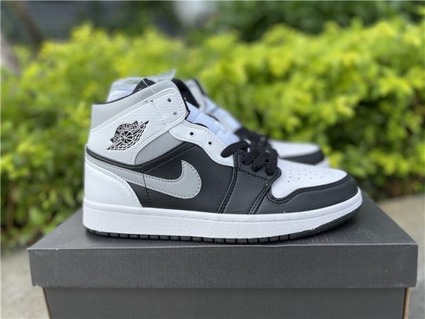 Air Jordan 1 Mid White Shadow