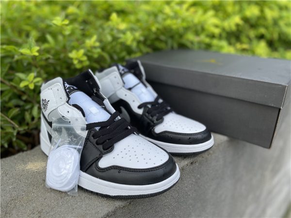 Air Jordan 1 Mid White Shadow shoes