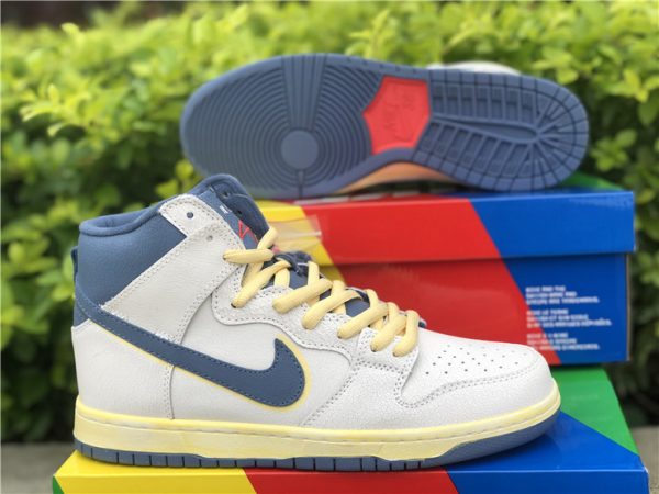 Atlas x Nike SB Dunk High Lost at Sea sail