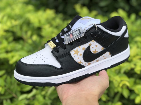 Black Stars Nike SB Dunk Low Supreme