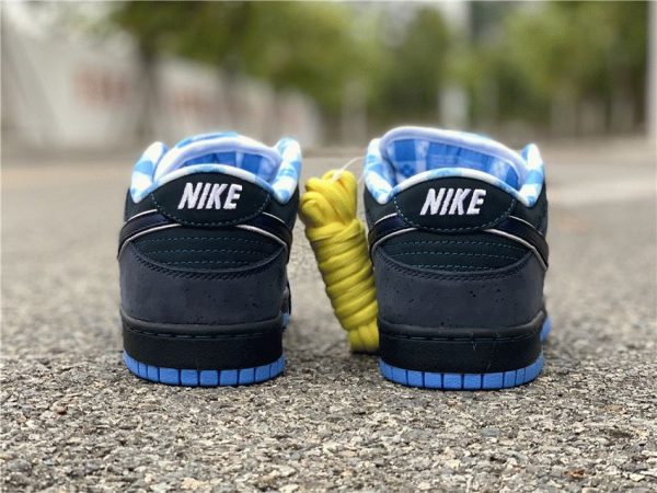 Concepts X Nike Dunk SB Low Blue Lobster heel