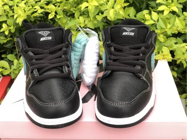 Diamond Supply Co Dunk SB Low Black Diamond tongue