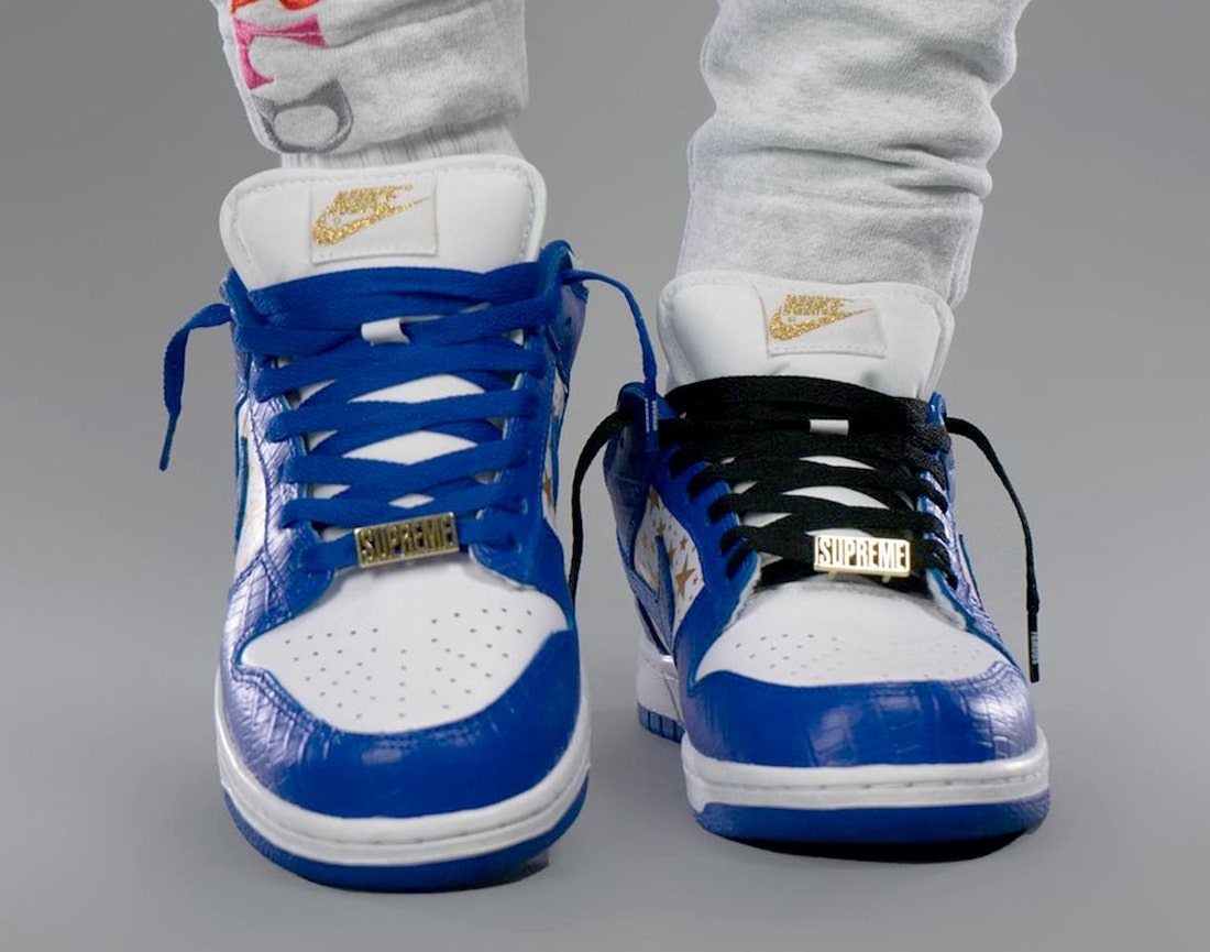LOOK Nike SB Dunk Low Supreme Stars Hyper Royal 2021 on Feet