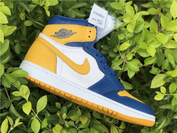 Michigan Wolverines Air Jordan 1 PE sneaker